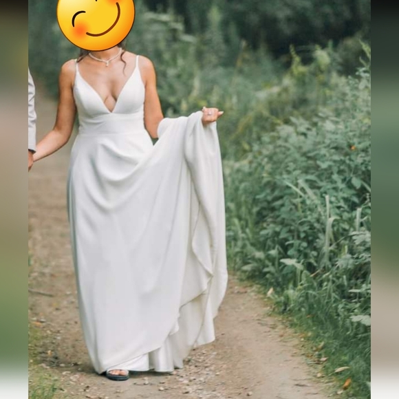 Wedding Gown - Picture 8 of 11